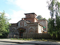 Церковь Петра и Павла в Новинках. Фото 2011 г.