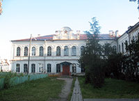 Здание бывшего духовного училища в г. Никольске, построенного в 1880-82 гг.