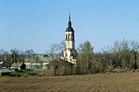 Колокольня Сямского Богородице-Рождественского монастыря. Фото 2000 г.
