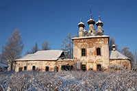 Церковь Рождества Христова в г. Устюжна. Фото 2010 г.