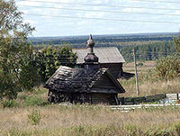 Деревянная церковь Кирика и Иулитты в д. Курьяновская. Фото А. Левиной, 2005 г.