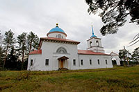 Церковь Тихвинской иконы Божией Матери в с. Мегрино Чагодощенского района. Фото 2012 г.