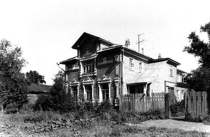 W. Brumfield's photo