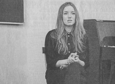 Полина Филоненко нашла время, чтобы выбраться в лекционную аудиторию ЧГУ и рассказать о своей творческой судьбе студентам. Фото Анны Темниковой