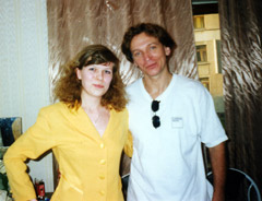 Анна Карманова пожертвовала прической ради кино. Рядом с ней Сергей Тарамаев, исполнитель роли Передонова в «Мелком бесе»