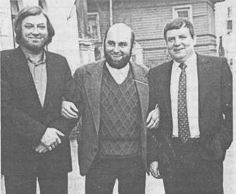 Братья Александр, Генрих и Эммануил Асафовы в мае 1982 года.