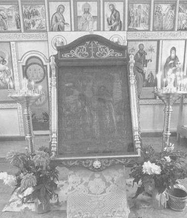 Обустраивали храм в честь Преображения Господня довольно долго. Украшает церковь иконостас, выполненный мастерами Спасо-Прилуцкого Димитриева монастыря.