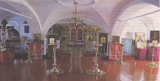 Благодаря спонсорской помощи в храме святителя Николая Мирликийского стало светлее и чище. Фото Димитрия ЖДАНОВА.