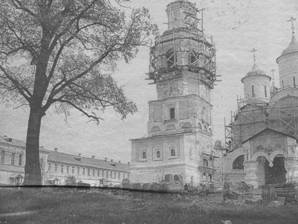 Петрова Т. Преображение монастыря