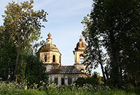 Церковь Рождества Пресвятой Богородицы в с. Вогнема. Построена в 1818 г.