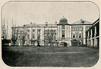 Нынешняя архиерейская палата, построенная в 1764-1769 гг. еп. Иосифом Золотым)