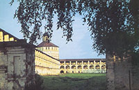 Кирилло-Белозерский монастырь. 1397-1997 гг. 
Стены «Нового города».
Фото С. Куликова.
