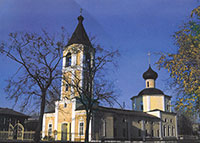 Вологда. Храм Покрова на Козлене (1704-1710 гг.) с фресками (1710-е гг.), улица Первомайская, 12. Действующий.
