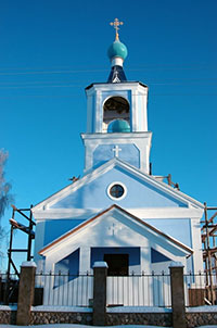 Церковь Собора Пресвятой Богородицы, п. Новокемский Вашкинского района. Фото 2009 года.