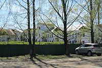 Вид с севера на бывшие монастырские постройки, перестроенные под производственные корпуса щетинно-щеточной фабрики