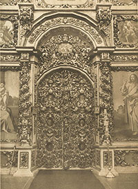 Резной деревянный иконостас Собора Введенского монастыря в г. Сольвычегодске. 1690-е годы