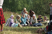 Паломники. Фото протоиерея Владимира Колосова, 25 июня 2013 г.