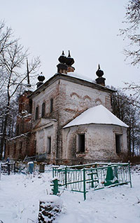 Церковь Спаса Нерукотворного в д. Спас-Лом. Фото М. Никитина