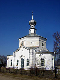 Церковь Космы и Дамиана в с. Долоцкое. Фото 2007 г.