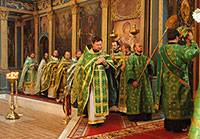 Архиерейская Литургия в Софийском соборе в день памяти всех Вологодских святых. 2013 год