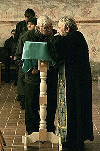 Исповедь у священника Сергия Телицына. Фото Алексея Колосова
