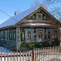 Дом на улице Сенной в Чагоде. Здесь в июле 1970 года Николай Рубцов гостил у Юрия Котова, поэта, корреспондента районной газеты «Искра»