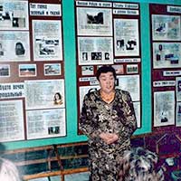 В школьном музее Н. Рубцова в с. Шуйское. Дата съемки: ноябрь 2006 г.