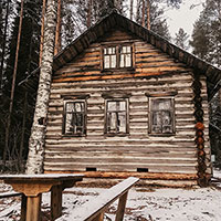 Бобришный угор. Охотничий домик Александра Яшина. Автор фотографии: Елена Муланги. Дата съемки: 2021 г. 