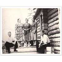 Липин Бор, ул. Октябрьская, д. 16. В этом доме в 1967 году жили Кузнецовы. Здесь бывал в гостях Николай Рубцов