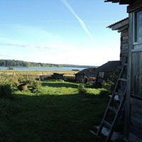 Деревня Пиньшино Вашкинского р-на. Вид на озеро Волоцкое