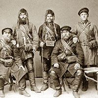 Мезенские коновалы. Фото Я. И. Лейцингера. 1890-е гг.