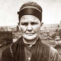 Пелагея Андреевна Витязева, последний мастер ракульской росписи. 1959 г.
