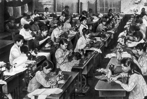 Пошивочная мастерская в освобожденном районе