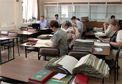 Читальный зал ГАВО. Источник http://cultinfo.ru