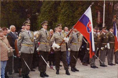 У мемориала Советской армии