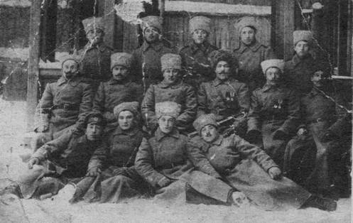 Давыдов Семен Лукич с боевыми товарищами