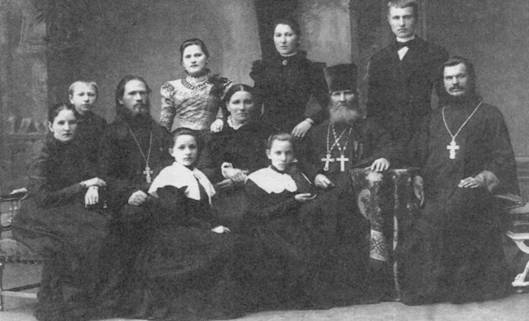 Семья Сбирцевых