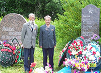 Памятник солдатам-связистам, с. Мегра.