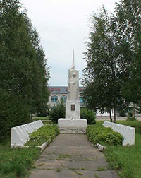 Памятник-монумент воинам-землякам, погибшим на фронтах Великой Отечественной войны, д. Слобода