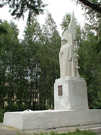 Памятник-монумент воинам-землякам, погибшим на фронтах Великой Отечественной войны, д. Слобода