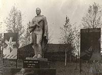Памятник-монумент землякам, павшим на фронтах Великой Отечественной войны, д. Анохино.