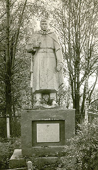 Памятник-монумент воинам, павшим на фронтах Великой Отечественной войны, д.  Юрово.