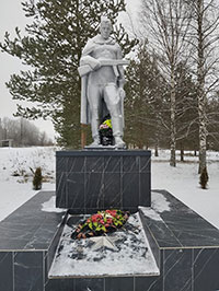 Памятник-монумент погибшим землякам, д. Фрол. 2022 г.