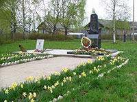 Памятник воинам-землякам, погибшим в годы Великой Отечественной войны.