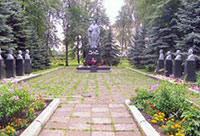 Мемориальный комплекс в сквере Победы, с. Кичменгский Городок.