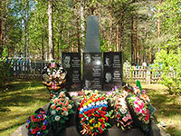 Братская могила. Место захоронения – общее кладбище, п. Сазоново.