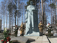 Памятник – мемориал воинам-бабаевцам, погибшим в годы Великой  Отечественной войны, г. Бабаево.