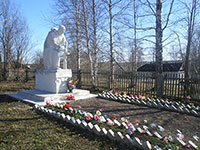 Памятник погибшим воинам-землякам, с. Антушево.
