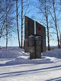 Памятник курсантам военных училищ, г. Великий Устюг.