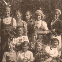 Девушки-минеры.